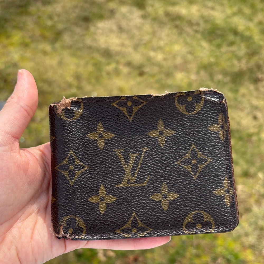 Louis Vuitton Black and Gold Monogram Card Holder